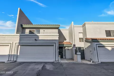 8619 N 67th Dr, Peoria, AZ 85345