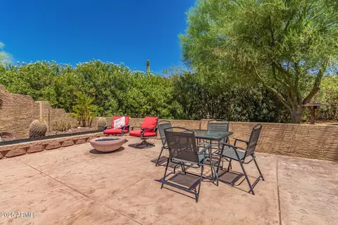 Exterior - 5271 E 10th Ave, Apache Junction, AZ 85119 photo 6 of 12