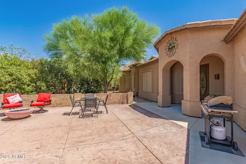Exterior - 5271 E 10th Ave, Apache Junction, AZ 85119 photo 7 of 12