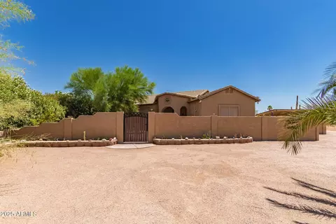 Exterior - 5271 E 10th Ave, Apache Junction, AZ 85119 photo 8 of 12