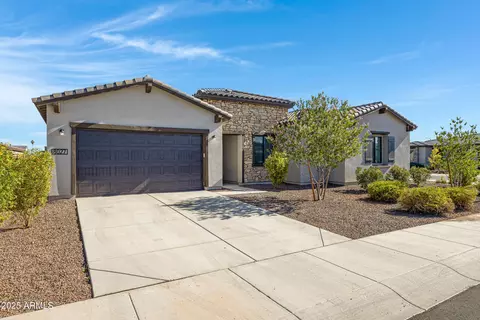 8027 W Northview Ave, Glendale, AZ 85303
