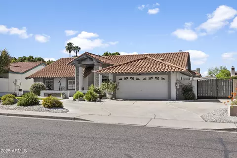 1015 E Paradise Ln, Phoenix, AZ 85022 photo 2
