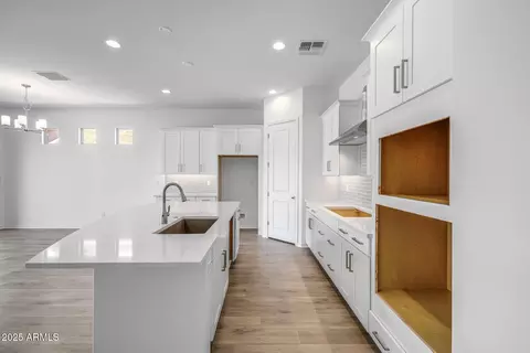 Entry Way - 4314 E Bernice St, Gilbert, AZ 85295 photo 1 of 2