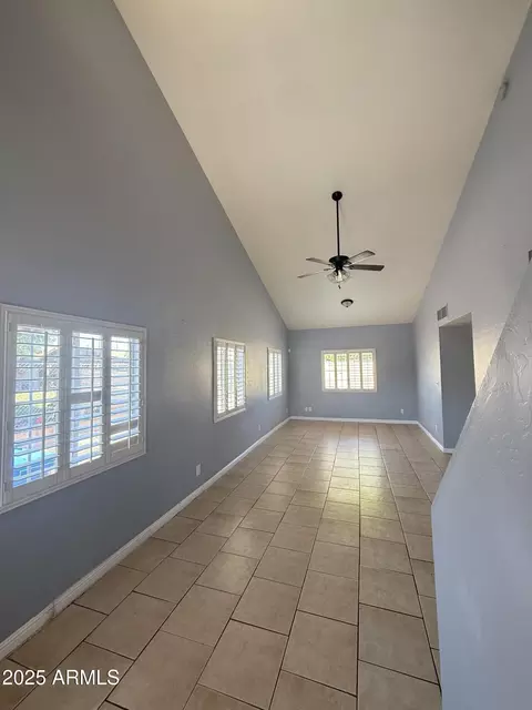 Living - 8602 S 7th Pl, Phoenix, AZ 85042 photo 1 of 3