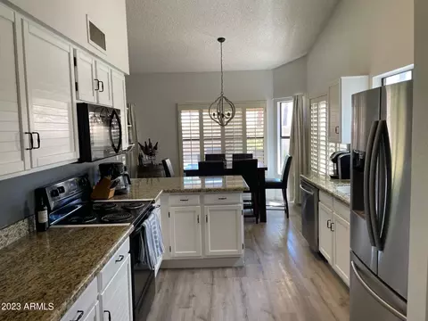 Kitchen - 2723 E Rockledge Rd, Phoenix, AZ 85048 photo 1 of 2