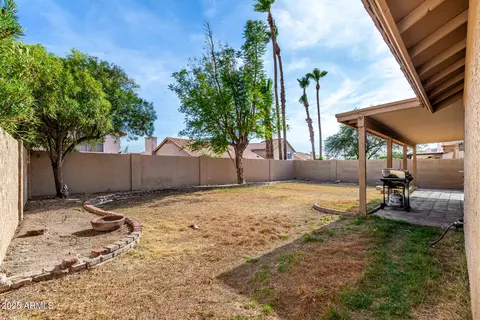 Exterior - 2723 E Rockledge Rd, Phoenix, AZ 85048 photo 3 of 4