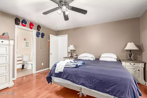 Bedroom - 2202 S Lawther Dr, Apache Junction, AZ 85120 photo 2 of 4