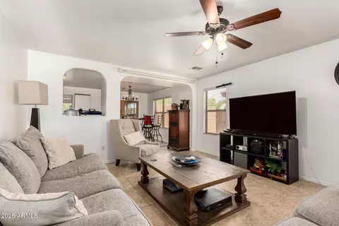 Living - 2202 S Lawther Dr, Apache Junction, AZ 85120 photo 2 of 3