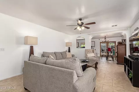 Living - 2202 S Lawther Dr, Apache Junction, AZ 85120 photo 1 of 3
