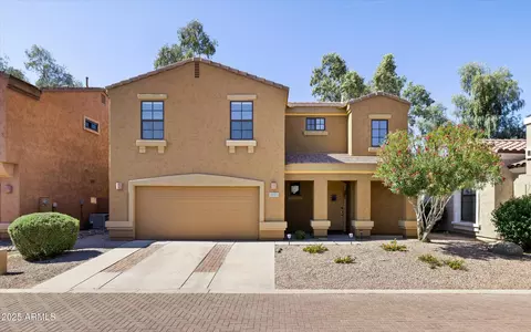 3025 E Fremont Rd, Phoenix, AZ 85042