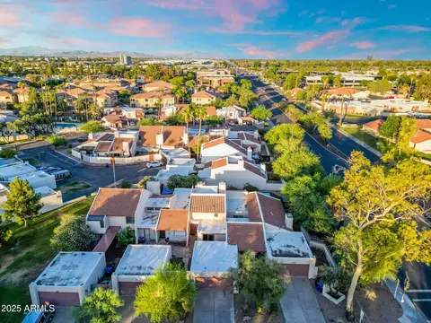 View/Area - 1913 S River Dr, Tempe, AZ 85281 photo 9 of 10