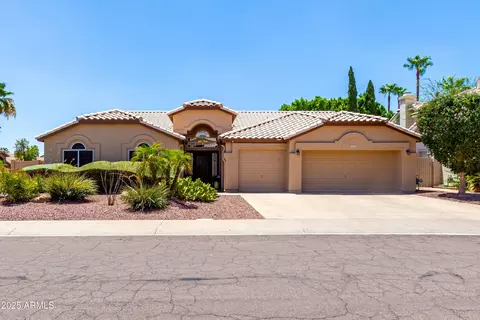3535 E Brookwood Ct, Phoenix, AZ 85048