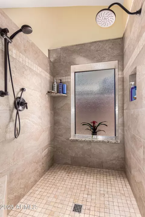 Bath - 3535 E Brookwood Ct, Phoenix, AZ 85048 photo 2 of 4