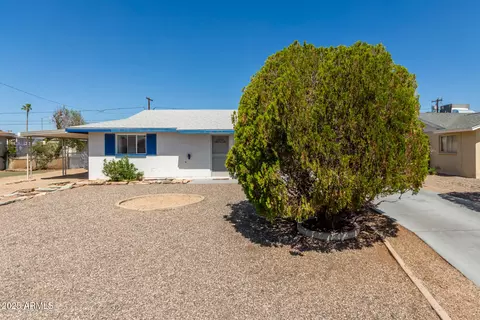 12811 N 111th Dr, Youngtown, AZ 85363