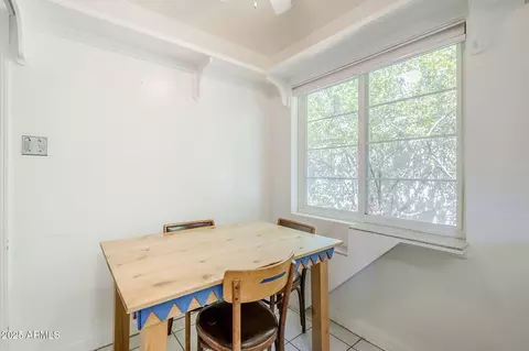 Dining - 1274 Edgemont Ave, Phoenix, AZ 85006 photo 5 of 5