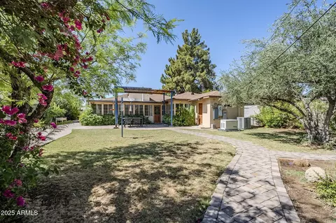 Exterior - 1274 Edgemont Ave, Phoenix, AZ 85006 photo 12 of 18