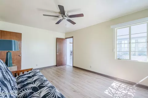 Bedroom - 1274 Edgemont Ave, Phoenix, AZ 85006 photo 1 of 7