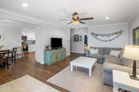 1825 E Palo Verde Dr, Phoenix, AZ 85016 photo 5