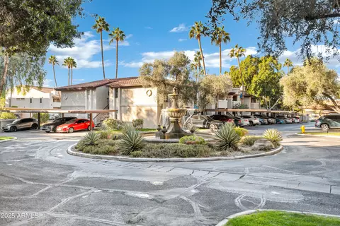 7557 N Dreamy Draw Dr #154, Phoenix, AZ 85020