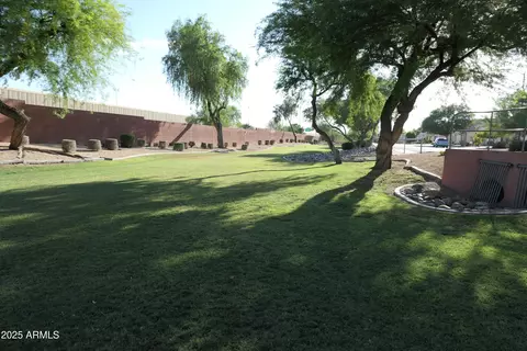 1106 E Potter Dr, Phoenix, AZ 85024 photo 25