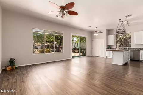 1106 E Potter Dr, Phoenix, AZ 85024 photo 12