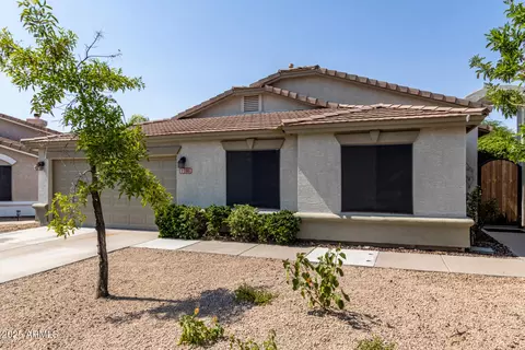 1106 E Potter Dr, Phoenix, AZ 85024