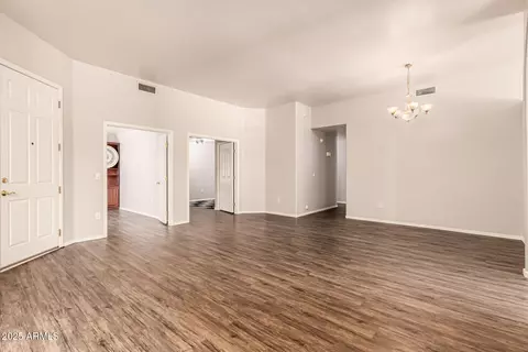 1106 E Potter Dr, Phoenix, AZ 85024 photo 5