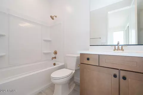 Bath - 1343 E Plum St, Gilbert, AZ 85298 photo 3 of 4
