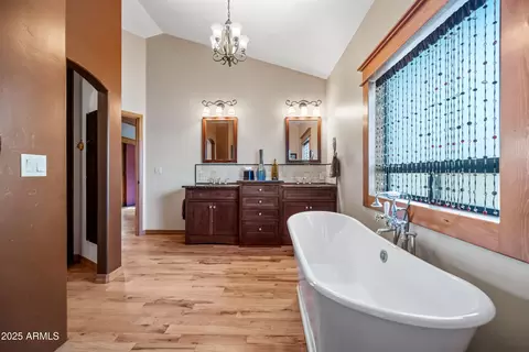 Bath - 1102 E Phoenix St, Payson, AZ 85541 photo 3 of 9