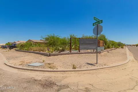14771 S Avalon Rd, Arizona City, AZ 85123