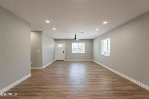 Living - 4001 E Apollo Rd, Phoenix, AZ 85042 photo 4 of 4