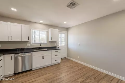 Other - 4001 E Apollo Rd, Phoenix, AZ 85042 photo 2 of 9