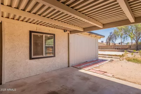 Exterior - 4001 E Apollo Rd, Phoenix, AZ 85042 photo 14 of 15