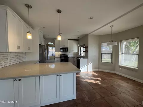 Kitchen - 1010 N Osprey Ct, Gilbert, AZ 85234 photo 1 of 5
