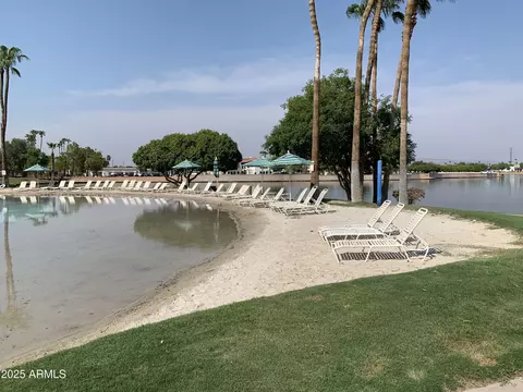 View/Area - 1010 N Osprey Ct, Gilbert, AZ 85234 photo 1 of 8