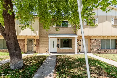 18 E Hermosa Dr #18, Tempe, AZ 85282