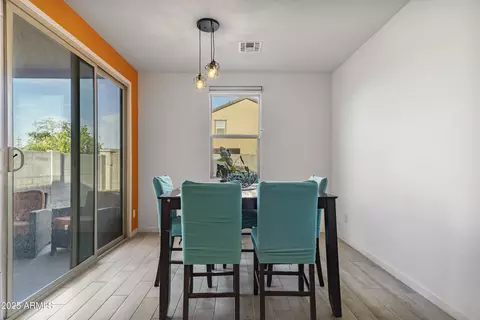 4205 S 68th Ln, Phoenix, AZ 85043 photo 8