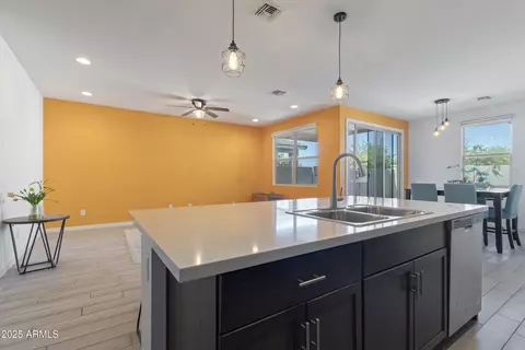 4205 S 68th Ln, Phoenix, AZ 85043 photo 13