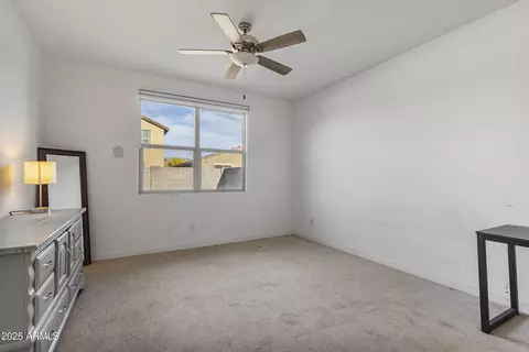 4205 S 68th Ln, Phoenix, AZ 85043 photo 4
