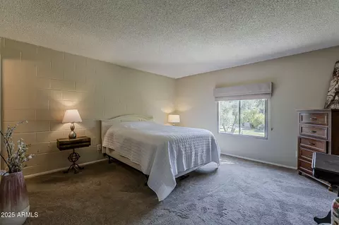 Bedroom - 4201 E Camelback Rd #74, Phoenix, AZ 85018 photo 1 of 3