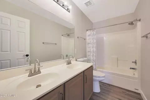 Bath - 5744 E Jacaranda St, Mesa, AZ 85205 photo 4 of 4