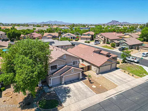 View/Area - 5744 E Jacaranda St, Mesa, AZ 85205 photo 4 of 6