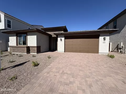18048 W Larkspur Dr, Goodyear, AZ 85338