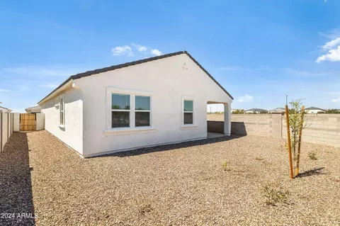 Exterior - 18340 W Hackamore Dr, Wittmann, AZ 85361 photo 3 of 5