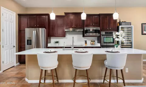 2059 W Whisper Rock Trl, Phoenix, AZ 85085