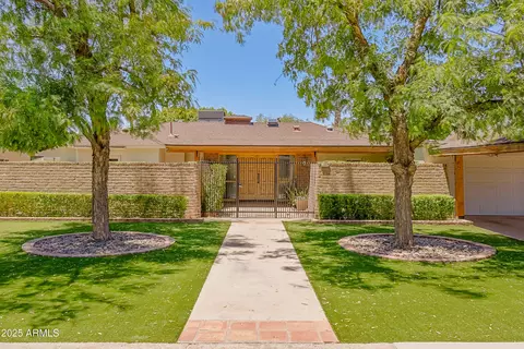 5112 N 32nd Pl, Phoenix, AZ 85018