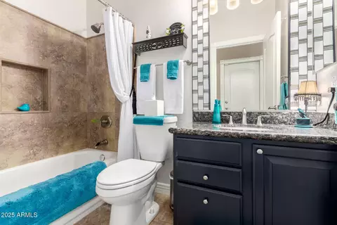 Bath - 761 N Explorer Dr, Gilbert, AZ 85234 photo 3 of 5