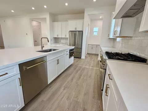 Kitchen - 6446 E Omega Cir, Mesa, AZ 85215 photo 3 of 4