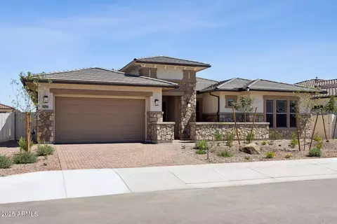 12324 W Parkway Ln, Avondale, AZ 85323