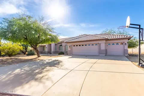 Exterior - 21 E Irvine Rd, Phoenix, AZ 85086 photo 2 of 8